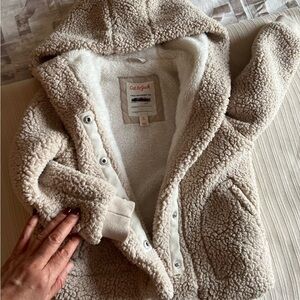 🎁🎁 Soft & Beautiful 🎁🎁 Cat & Jack Tan Sherpa Jacket